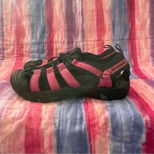 BearPaw Women's Black and Pink Hiking Sandals size 10